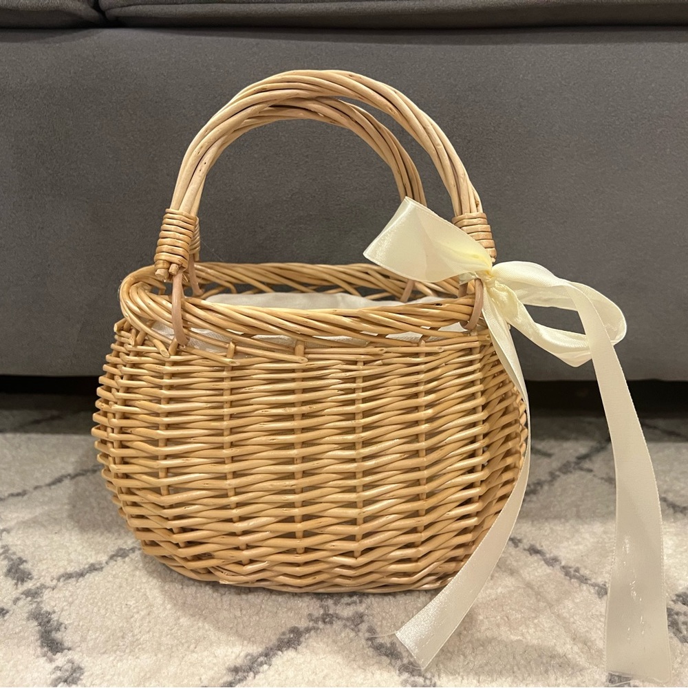 Natural Handwoven Wicker Handbag